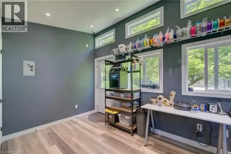 93 Stewart Avenue Cambridge ON N1R 2V1