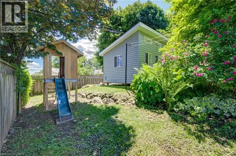 93 Stewart Avenue Cambridge ON N1R 2V1