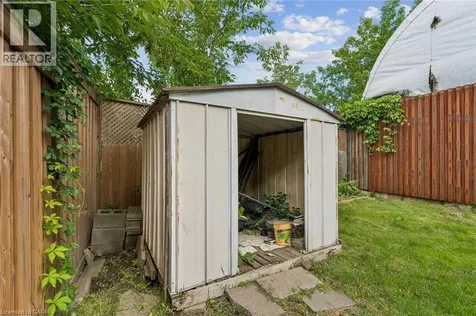 43 Whitfield Avenue Hamilton ON L8L 4B5