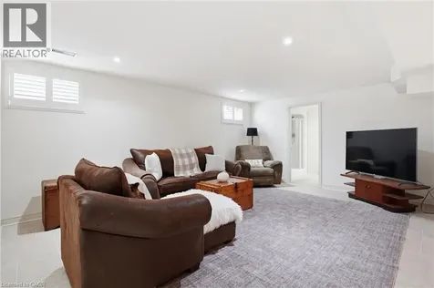 56 Mccaffery Crescent St. Catharines ON L2S 3Z5
