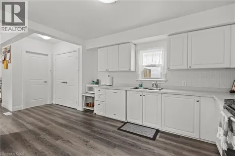 47 Sullivan Avenue Thorold ON L2V 2Y7