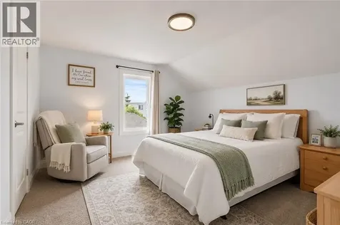 47 Sullivan Avenue Thorold ON L2V 2Y7