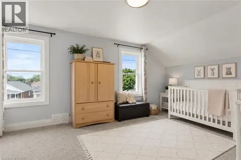 47 Sullivan Avenue Thorold ON L2V 2Y7