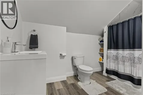 47 Sullivan Avenue Thorold ON L2V 2Y7