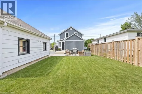 47 Sullivan Avenue Thorold ON L2V 2Y7