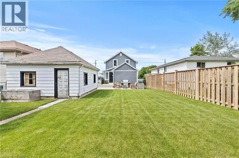 47 Sullivan Avenue Thorold ON L2V 2Y7