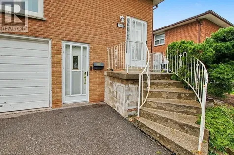 396 Pinemeadow Avenue Mississauga ON L5B 2J9