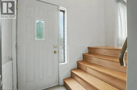 396 Pinemeadow Avenue Mississauga ON L5B 2J9