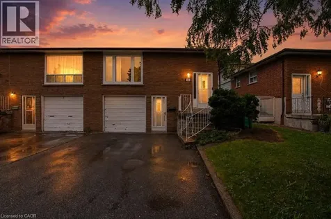 396 Pinemeadow Avenue Mississauga ON L5B 2J9