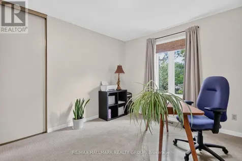 817 High Street East Ottawa ON K2B 6C3