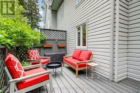 817 High Street East Ottawa ON K2B 6C3