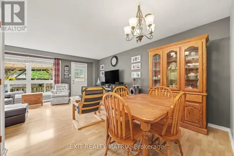 3194 Olympic Way Ottawa ON K1T 1Z1