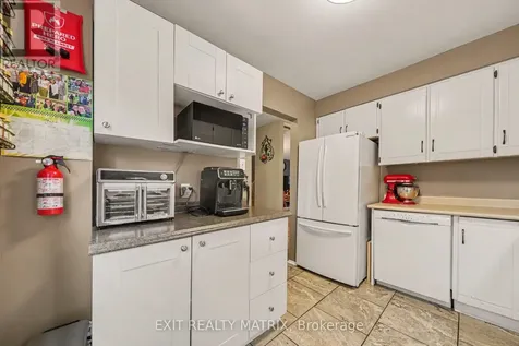 3194 Olympic Way Ottawa ON K1T 1Z1