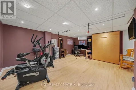 3194 Olympic Way Ottawa ON K1T 1Z1
