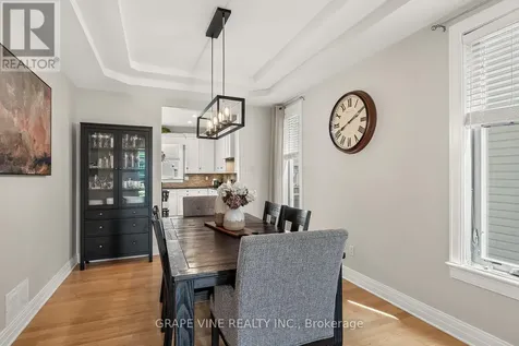 523 Adamson Crescent Ottawa ON K2S 0S7