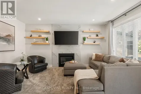 523 Adamson Crescent Ottawa ON K2S 0S7