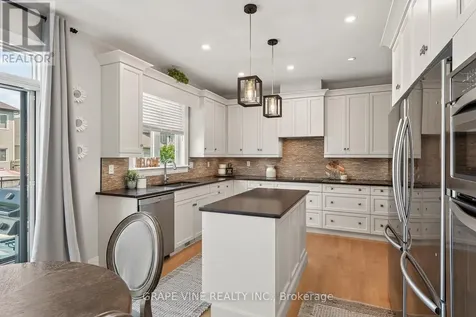 523 Adamson Crescent Ottawa ON K2S 0S7