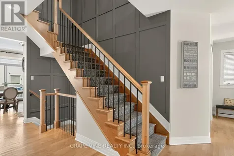 523 Adamson Crescent Ottawa ON K2S 0S7