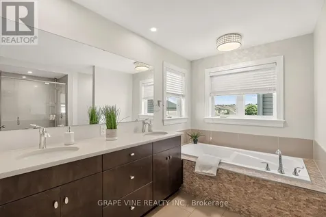 523 Adamson Crescent Ottawa ON K2S 0S7