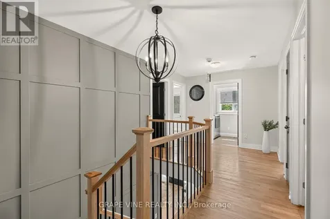 523 Adamson Crescent Ottawa ON K2S 0S7