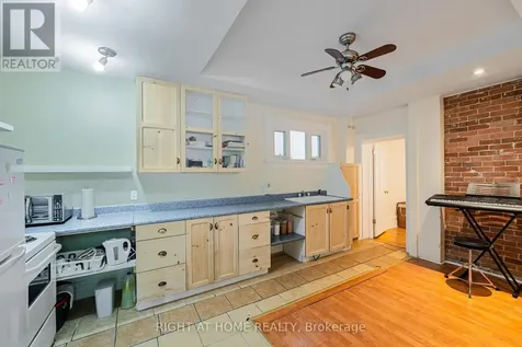 220 Lyon Street North Ottawa ON K1R 5V7