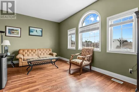 207 Stiver Street Russell ON K4R 1G9