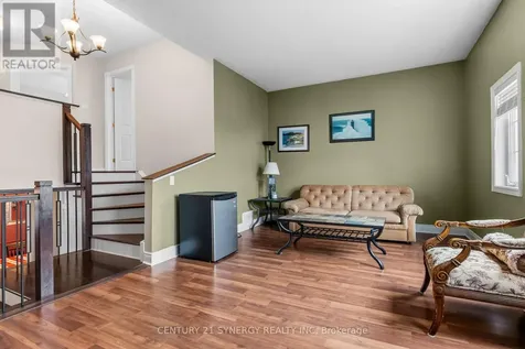 207 Stiver Street Russell ON K4R 1G9