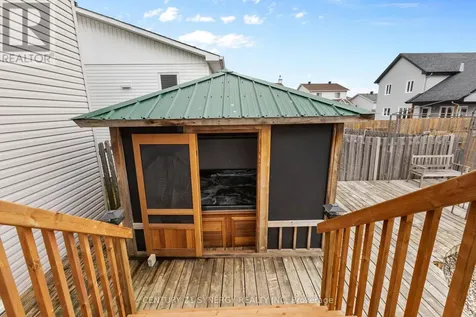 207 Stiver Street Russell ON K4R 1G9
