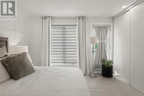 280 Bay Street Ottawa ON K1R 5Z6