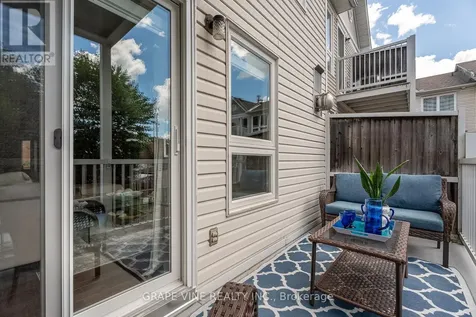 280 Bay Street Ottawa ON K1R 5Z6