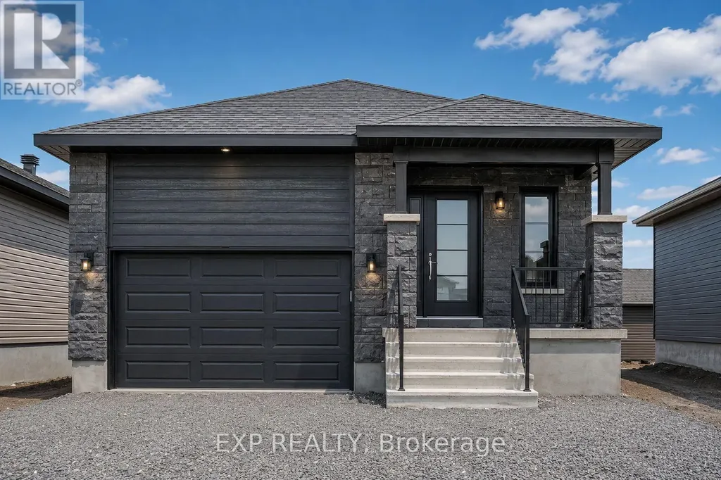 1224 Montblanc Crescent Russell ON K0A 1W0