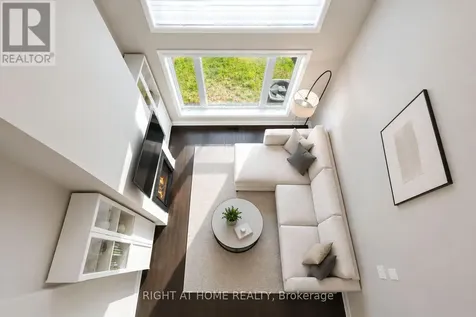 424 Markdale Terrace South Ottawa ON K1X 0B2
