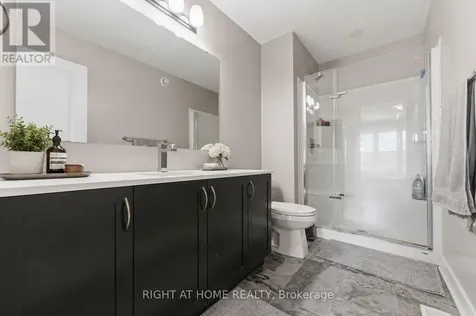 424 Markdale Terrace South Ottawa ON K1X 0B2
