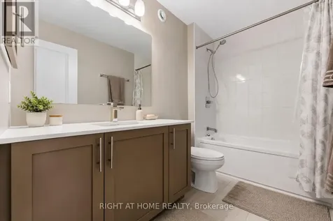 424 Markdale Terrace South Ottawa ON K1X 0B2