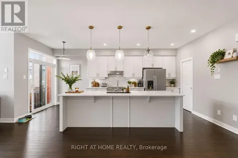424 Markdale Terrace South Ottawa ON K1X 0B2