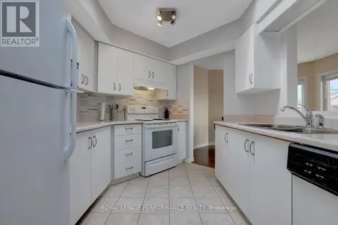 1 Columbus Avenue Ottawa ON K1K 4L1