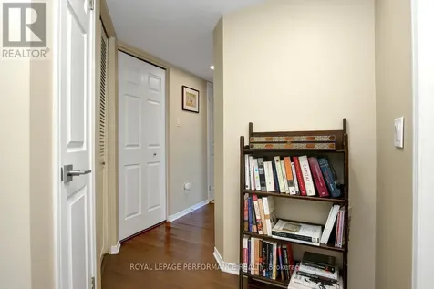 1 Columbus Avenue Ottawa ON K1K 4L1