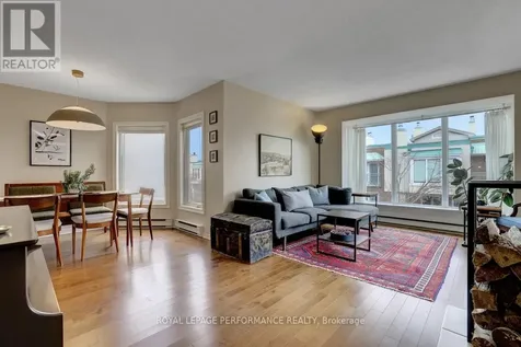 1 Columbus Avenue Ottawa ON K1K 4L1