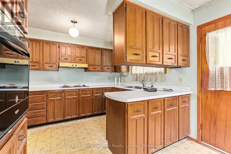 828 Oxbow Park Drive Wasaga Beach ON L9Z 2V1
