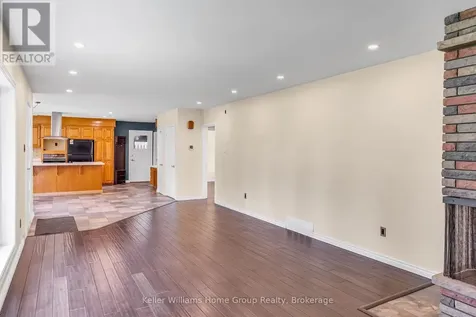 58 Reyburn Avenue Kitchener ON N2C 2B2