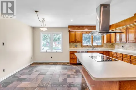 58 Reyburn Avenue Kitchener ON N2C 2B2