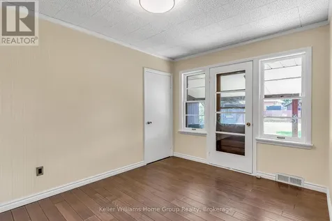 58 Reyburn Avenue Kitchener ON N2C 2B2