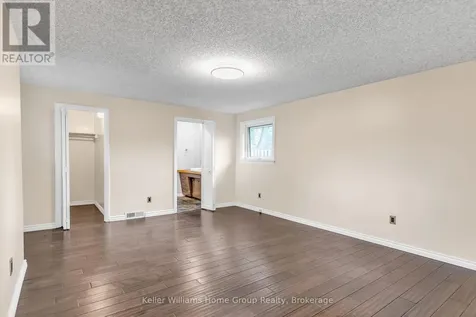 58 Reyburn Avenue Kitchener ON N2C 2B2