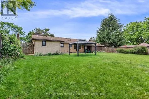 58 Reyburn Avenue Kitchener ON N2C 2B2