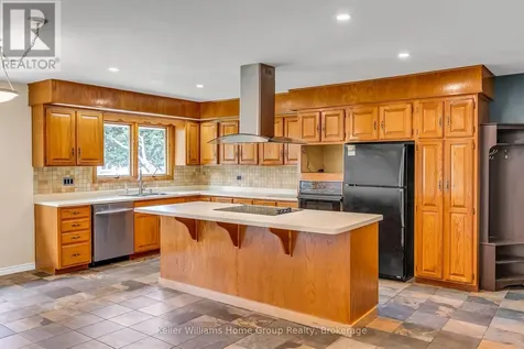 58 Reyburn Avenue Kitchener ON N2C 2B2