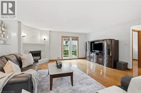 6 Royce Avenue Stoney Creek ON L8G 4C8