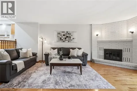 6 Royce Avenue Stoney Creek ON L8G 4C8