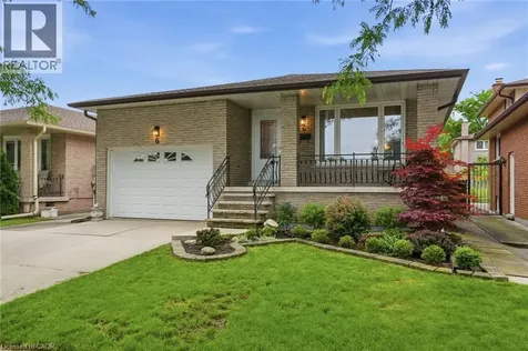 6 Royce Avenue Stoney Creek ON L8G 4C8