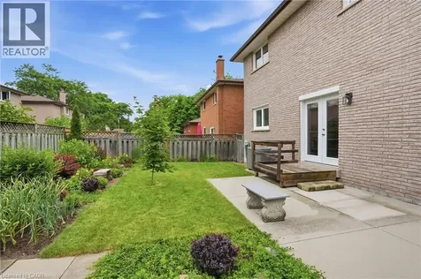 6 Royce Avenue Stoney Creek ON L8G 4C8