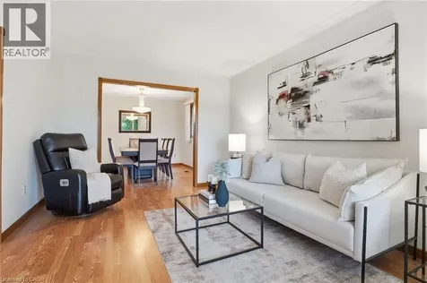 6 Royce Avenue Stoney Creek ON L8G 4C8